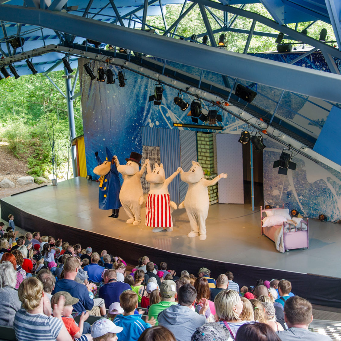 Moomin characters are performing in the Emma Theater